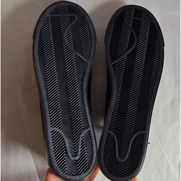 Rare Nike Blazer Low Top Black Leather Skate SB Shoe Men's Size 9 2017 SAMPLE - Picture 9 of 10